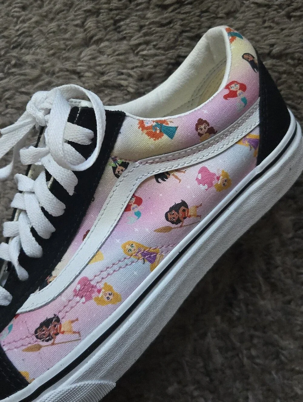 Vans Old Skool Disney Princess Women Size 11 Custome Canvas Print 072026 - Picture 4 of 8